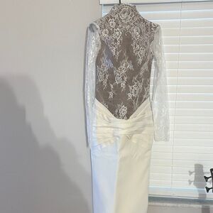 Elegant Lace Backless White Dress